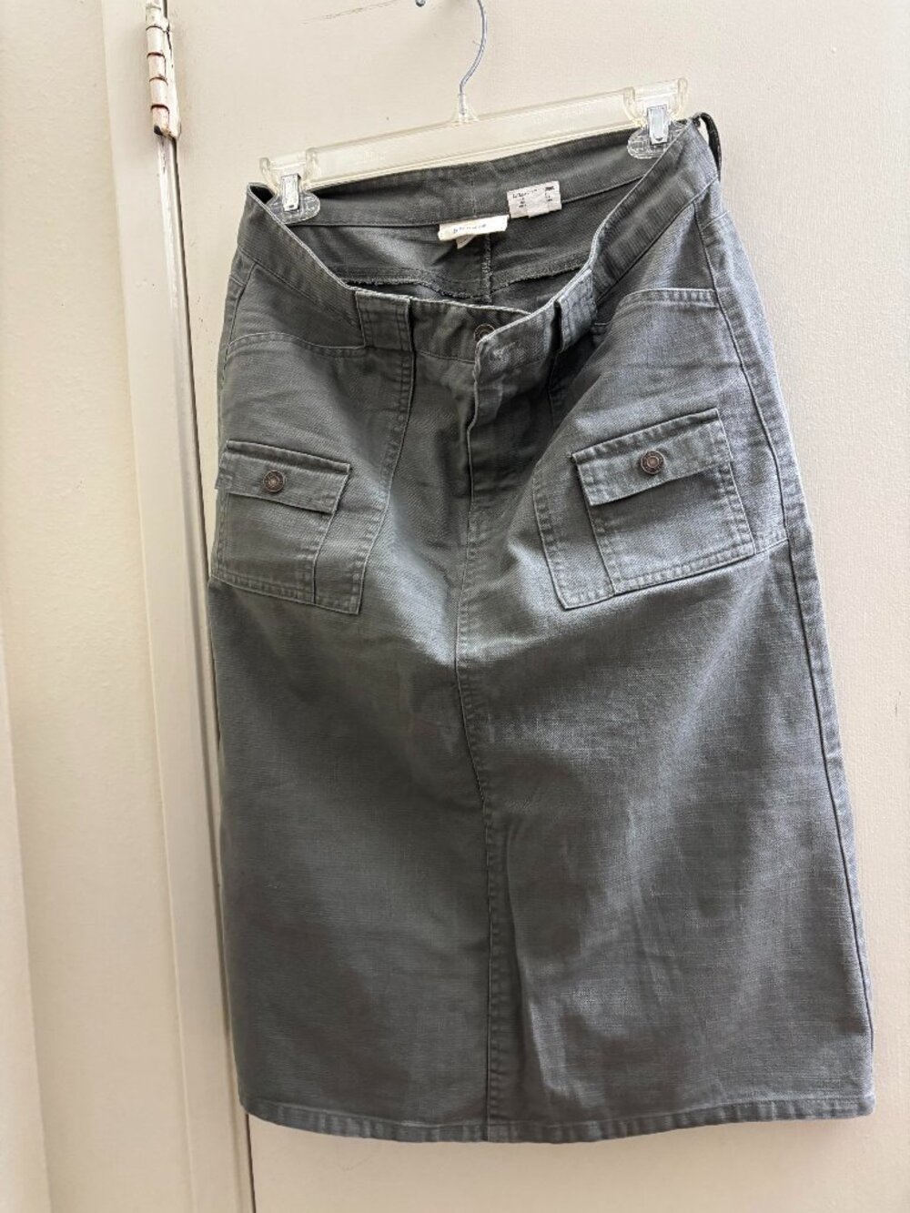 Gap Size 6 MIdi cotton Skirt. very comfortable, perfect for summer, green